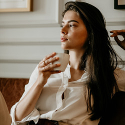 Smalto per unghie Natural Origin OFF TO THE PEACH 002