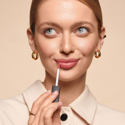 Rossetto Liquido Kiss Catcher UNOBVIOUS CORAL 04